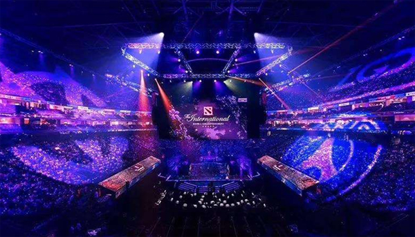 而在皇家马 而在皇家马