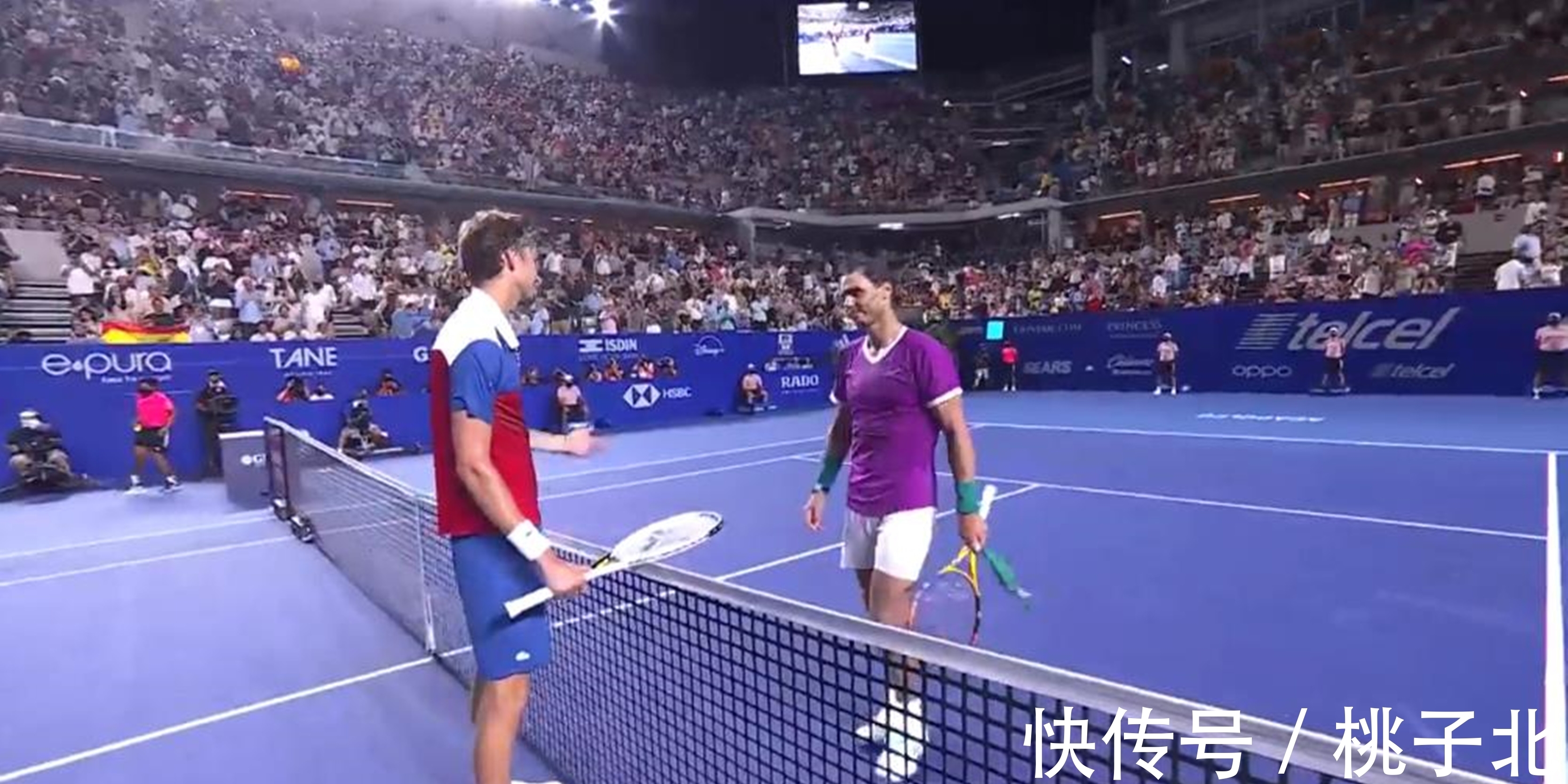 非洲杯再次爆发争议判罚，引球迷不满（非洲杯争议判罚再度上演，球迷不满升级）