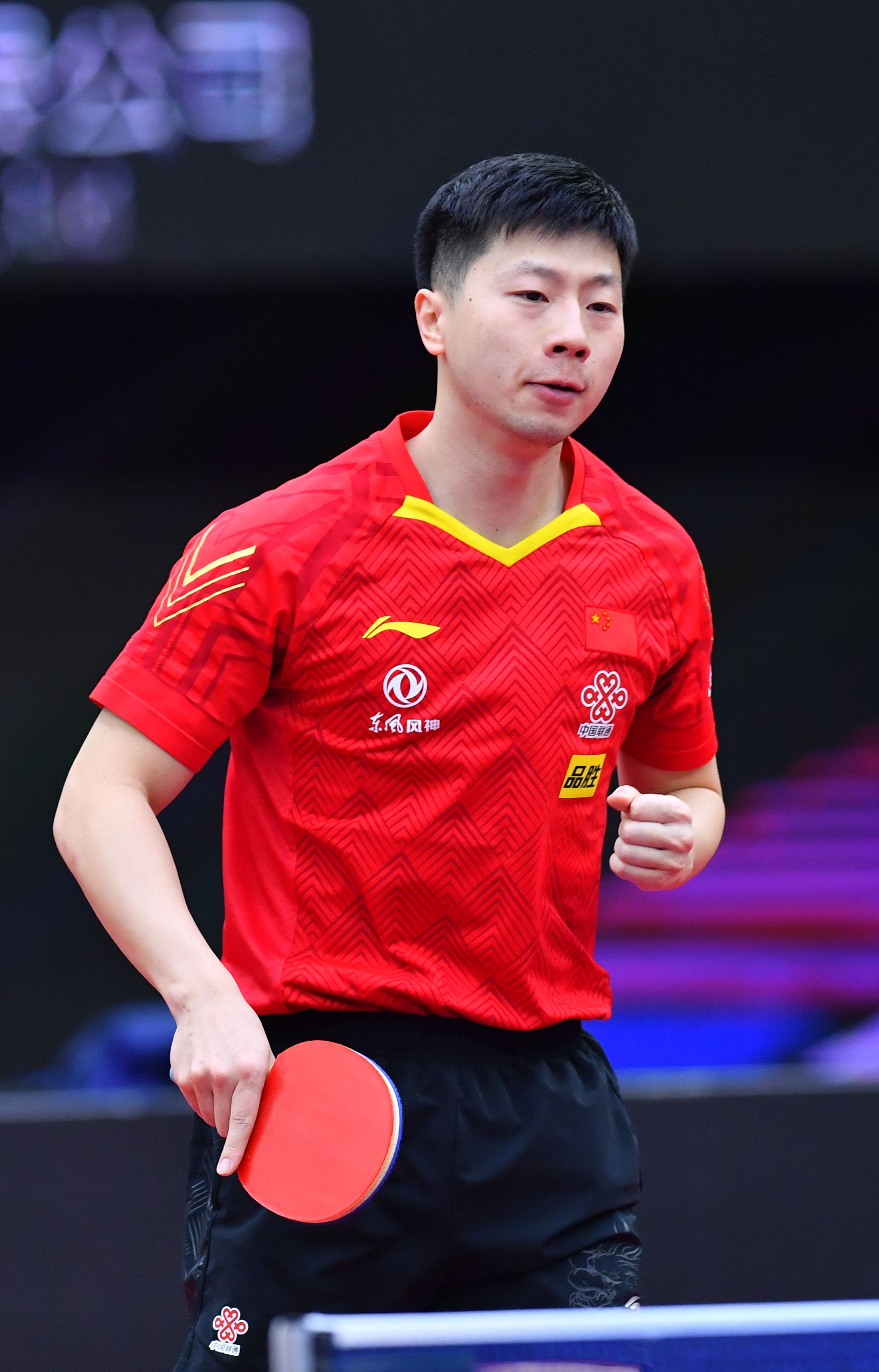 场比赛的走 场比赛的走